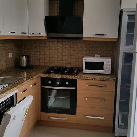 Apartament Zumrud *